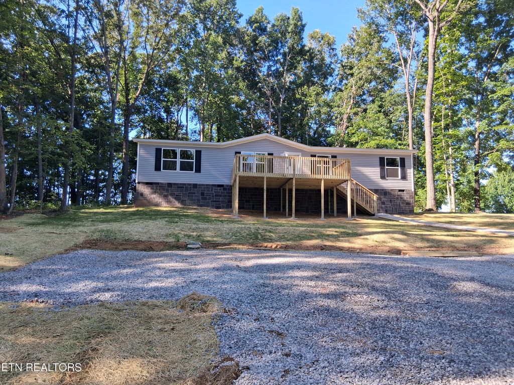 Photo of 473 Randolph Fridley Rd, Sweetwater, TN 37874 (MLS # 1343804)