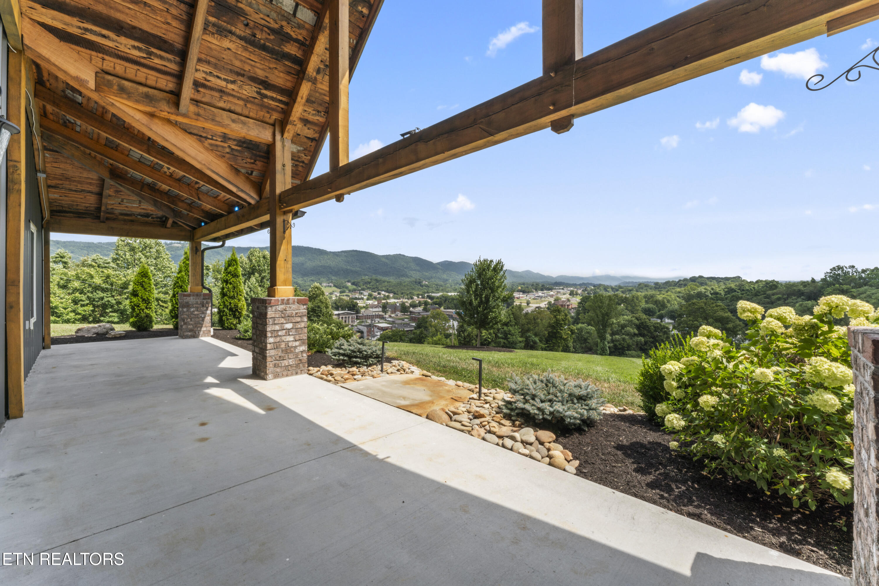 149 Island Ford Rd