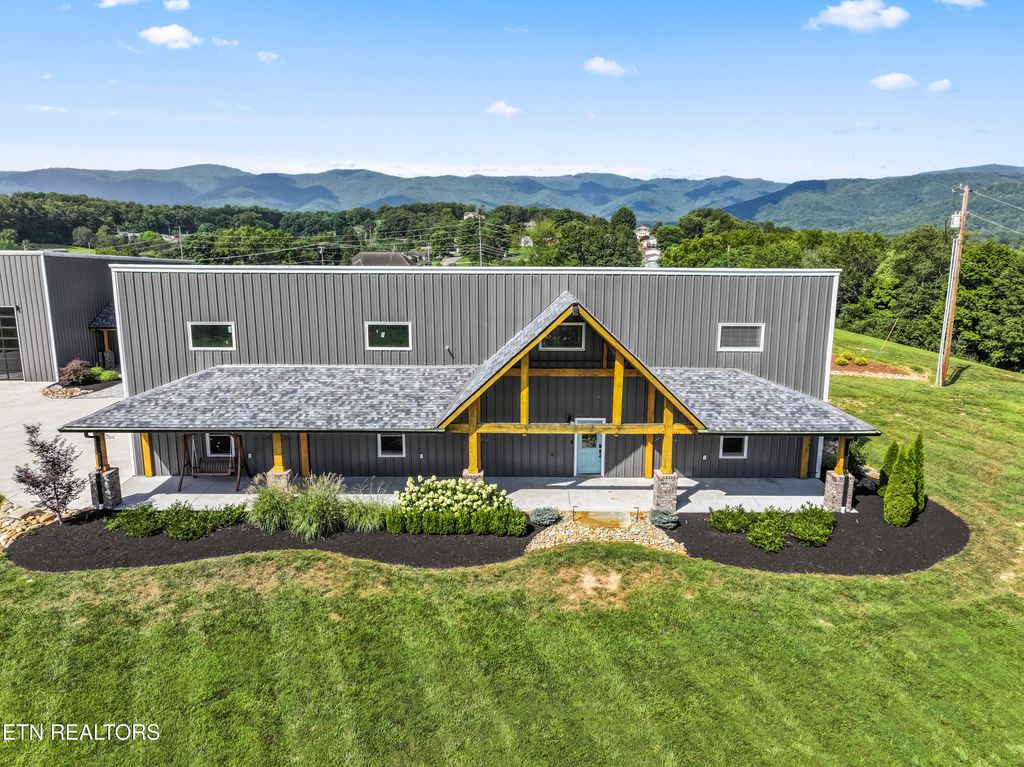 Photo of 149 Island Ford Rd, Jacksboro, TN 37757 (MLS # 1310412)