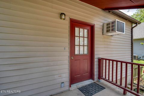 Tiny photo for 311 Spring St, Athens, TN 37303 (MLS # 1341927)