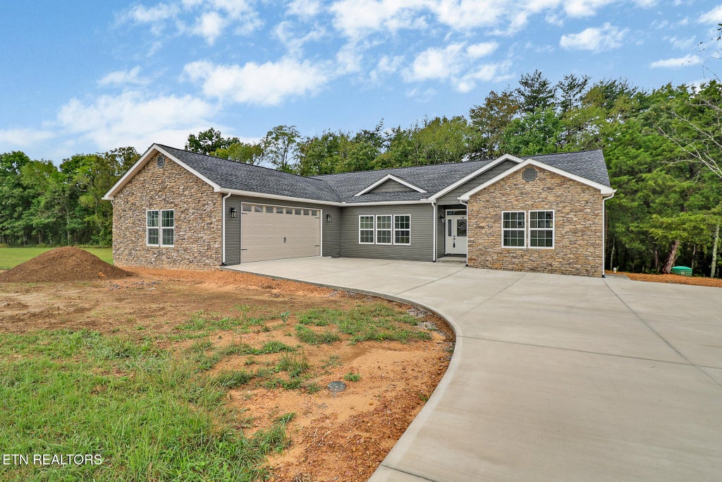 Photo of 188 Marie Lane, Crossville, TN 38555 (MLS # 1356505)
