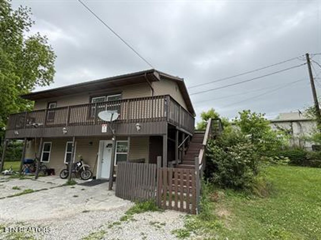 Photo of 508 Wallace Ave, Rocky Top, TN 37769 (MLS # 1314644)