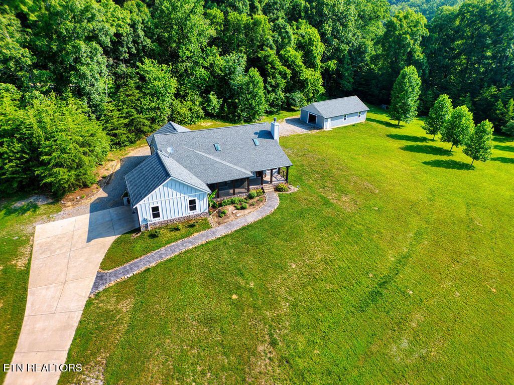 Photo of 9760 Chestnut Ridge Rd, Heiskell, TN 37754 (MLS # 1266764)