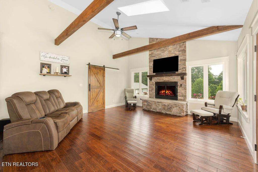 Photo of 9760 Chestnut Ridge Rd, Heiskell, TN 37754 (MLS # 1266764)