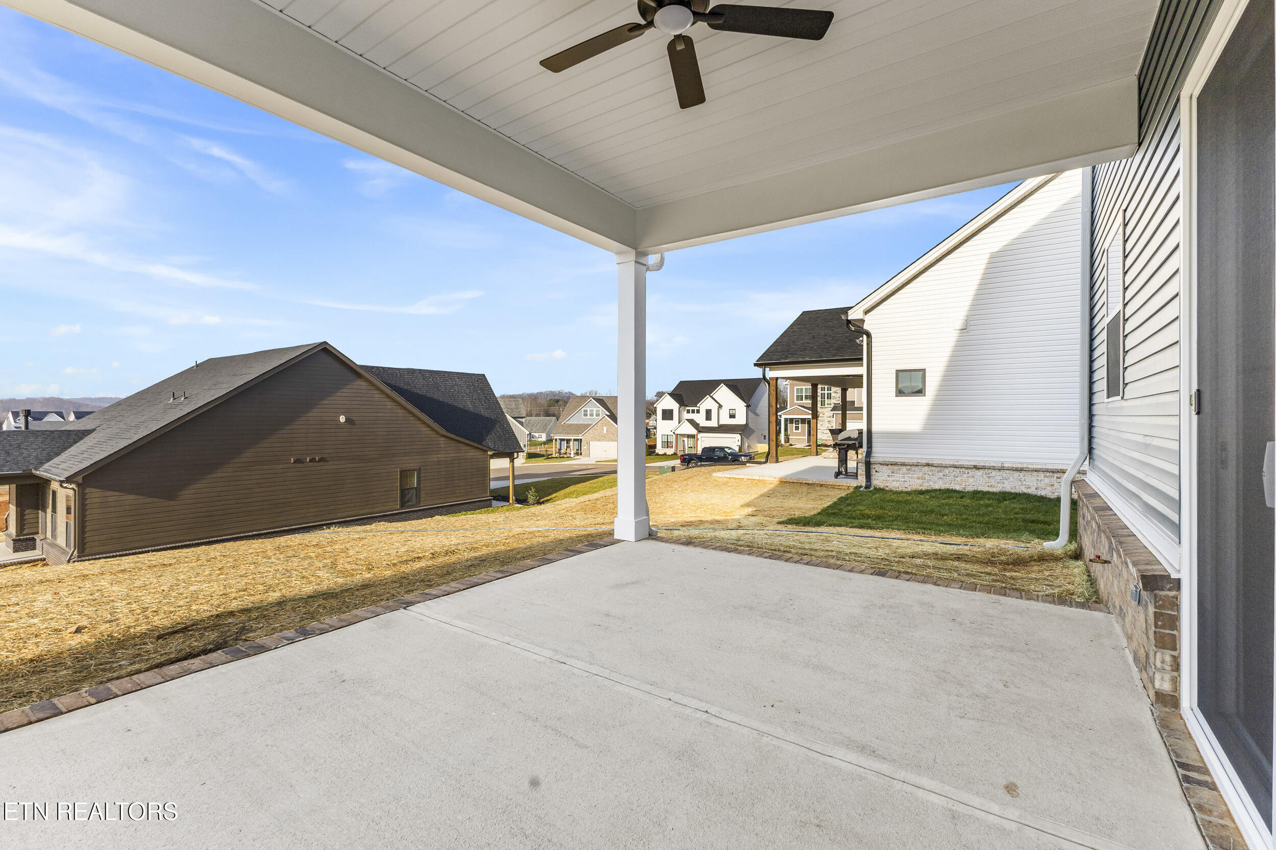 11988 Signal View Rd