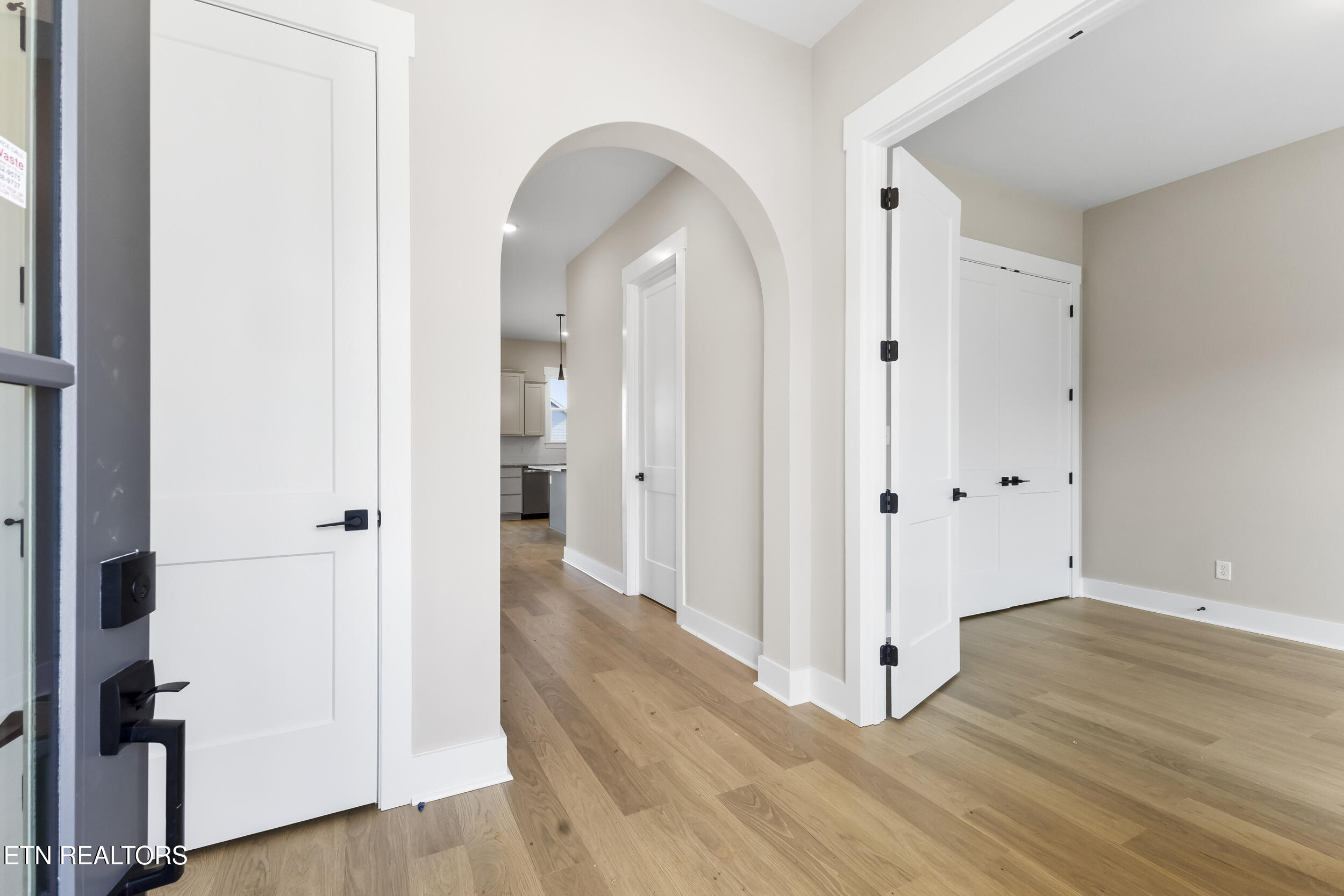 11988 Signal View Rd