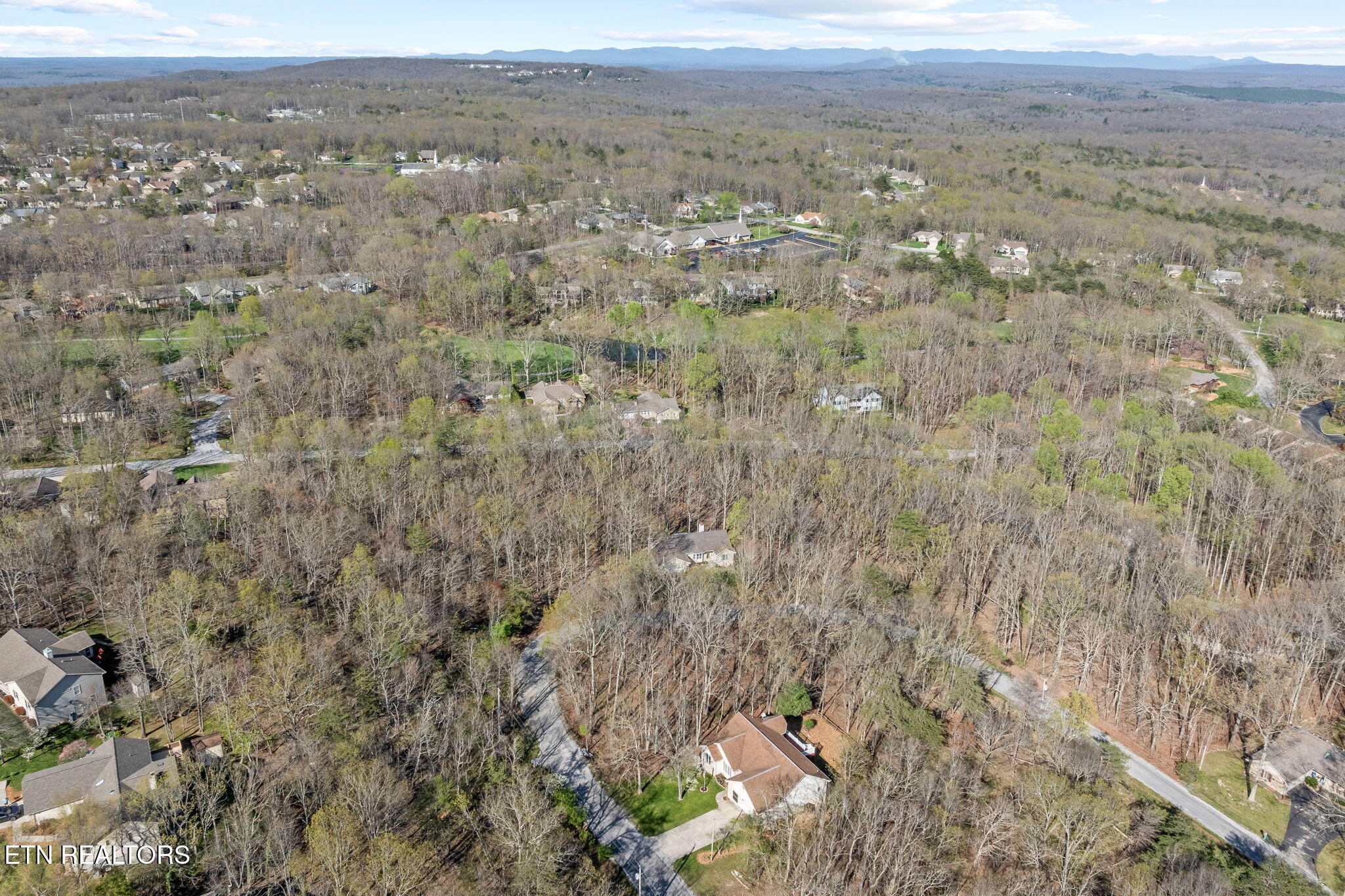 124 Greenbrier Loop