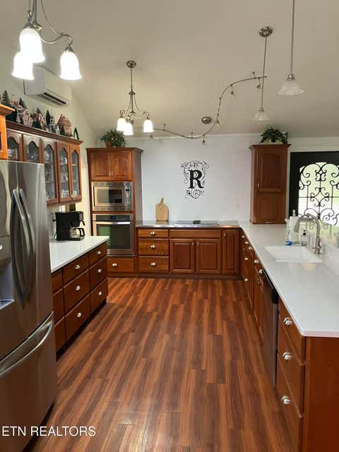 Tiny photo for 381 Lakewood Drive, Jamestown, TN 38556 (MLS # 1349643)