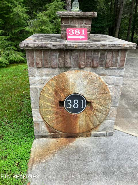 Tiny photo for 381 Lakewood Drive, Jamestown, TN 38556 (MLS # 1349643)