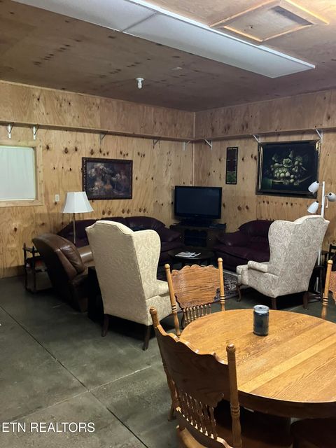 Tiny photo for 381 Lakewood Drive, Jamestown, TN 38556 (MLS # 1349643)