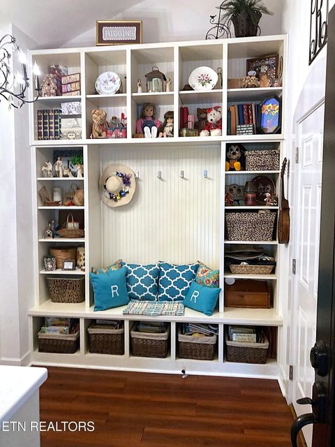 Tiny photo for 381 Lakewood Drive, Jamestown, TN 38556 (MLS # 1349643)
