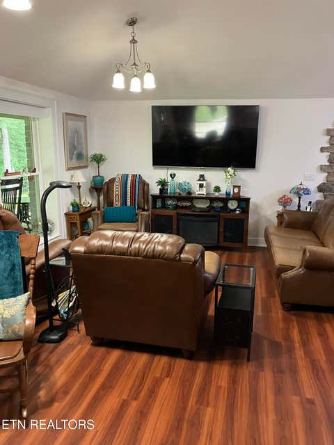 Tiny photo for 381 Lakewood Drive, Jamestown, TN 38556 (MLS # 1349643)