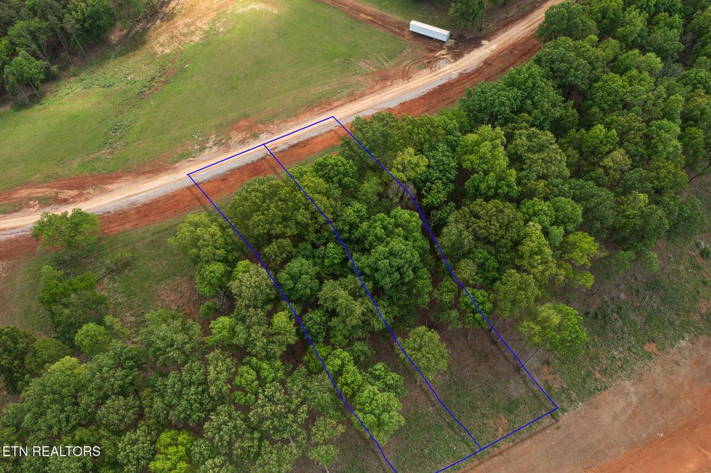 Photo of 4183 Old Dogwood Tr, Loudon, TN 37774 (MLS # 1332037)