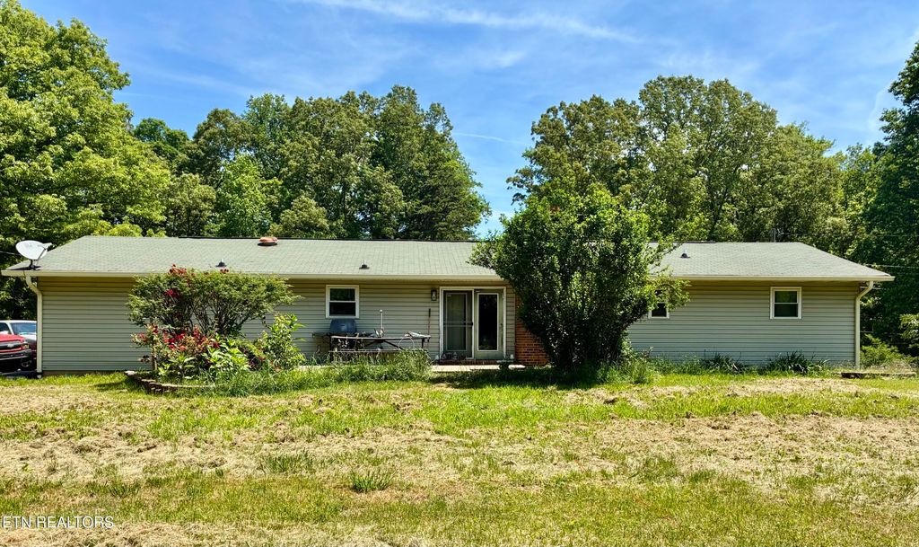 Photo of 1513 N Campbell Station Rd, Knoxville, TN 37932 (MLS # 1339652)