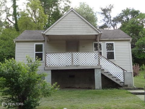 Photo of 332 Cleveland St, Crossville, TN 38555 (MLS # 1343278)