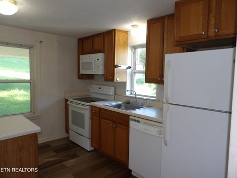 Tiny photo for 332 Cleveland St, Crossville, TN 38555 (MLS # 1343278)