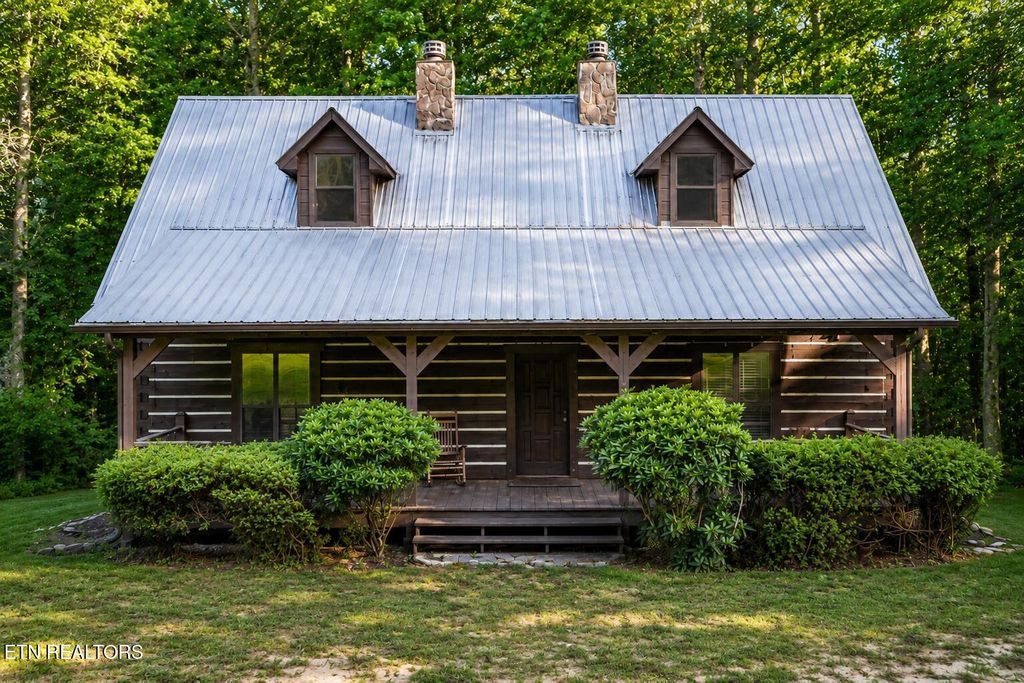 Photo of 610 Towee Falls Rd, Tellico Plains, TN 37385 (MLS # 1344784)