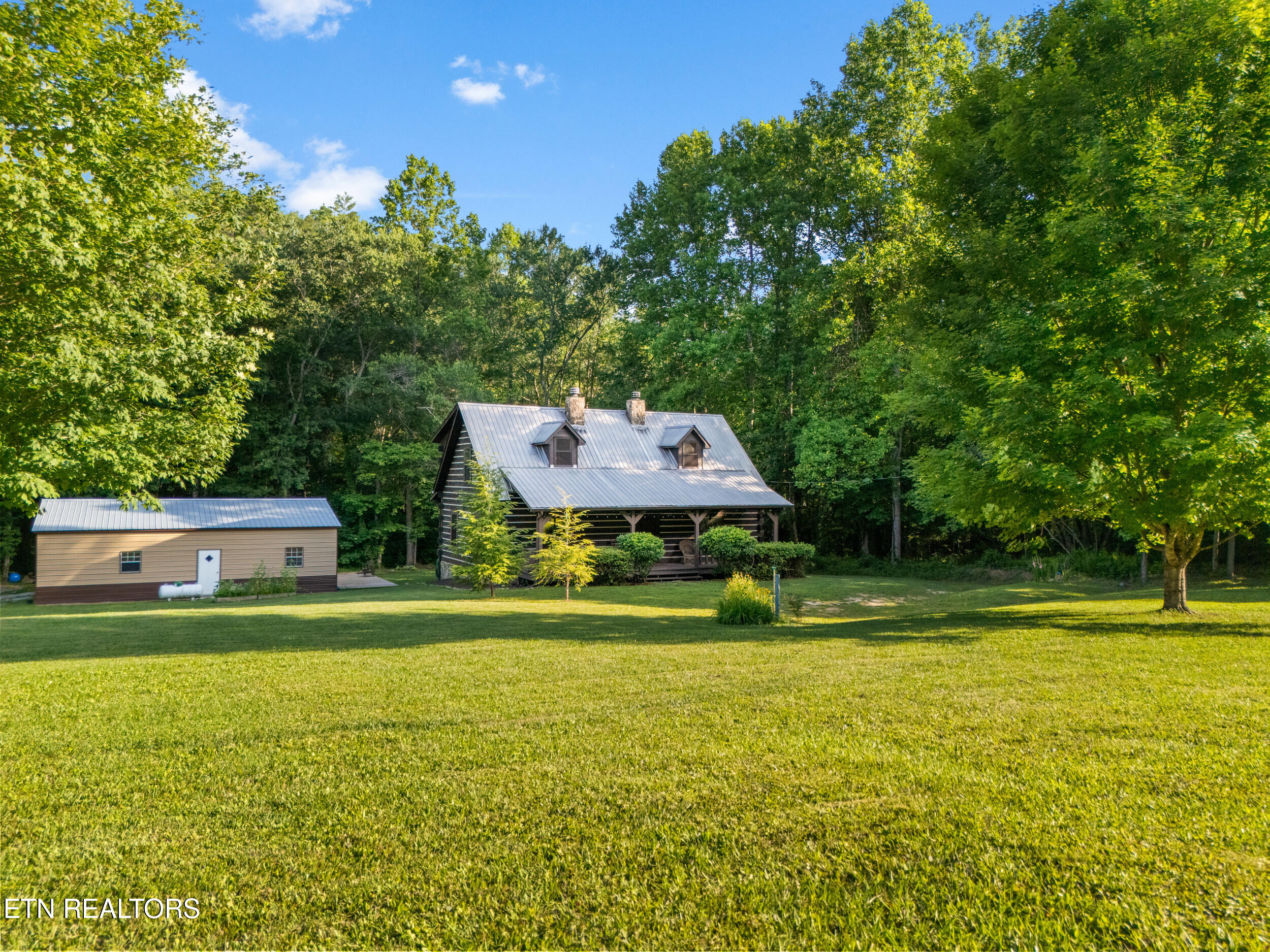 610 Towee Falls Rd