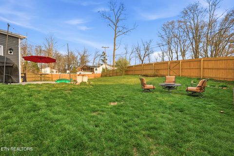 Tiny photo for 540 Cliff St, Morristown, TN 37814 (MLS # 1337359)