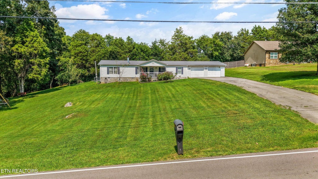 Photo of 3053 New Blockhouse Rd, Maryville, TN 37803 (MLS # 1352435)