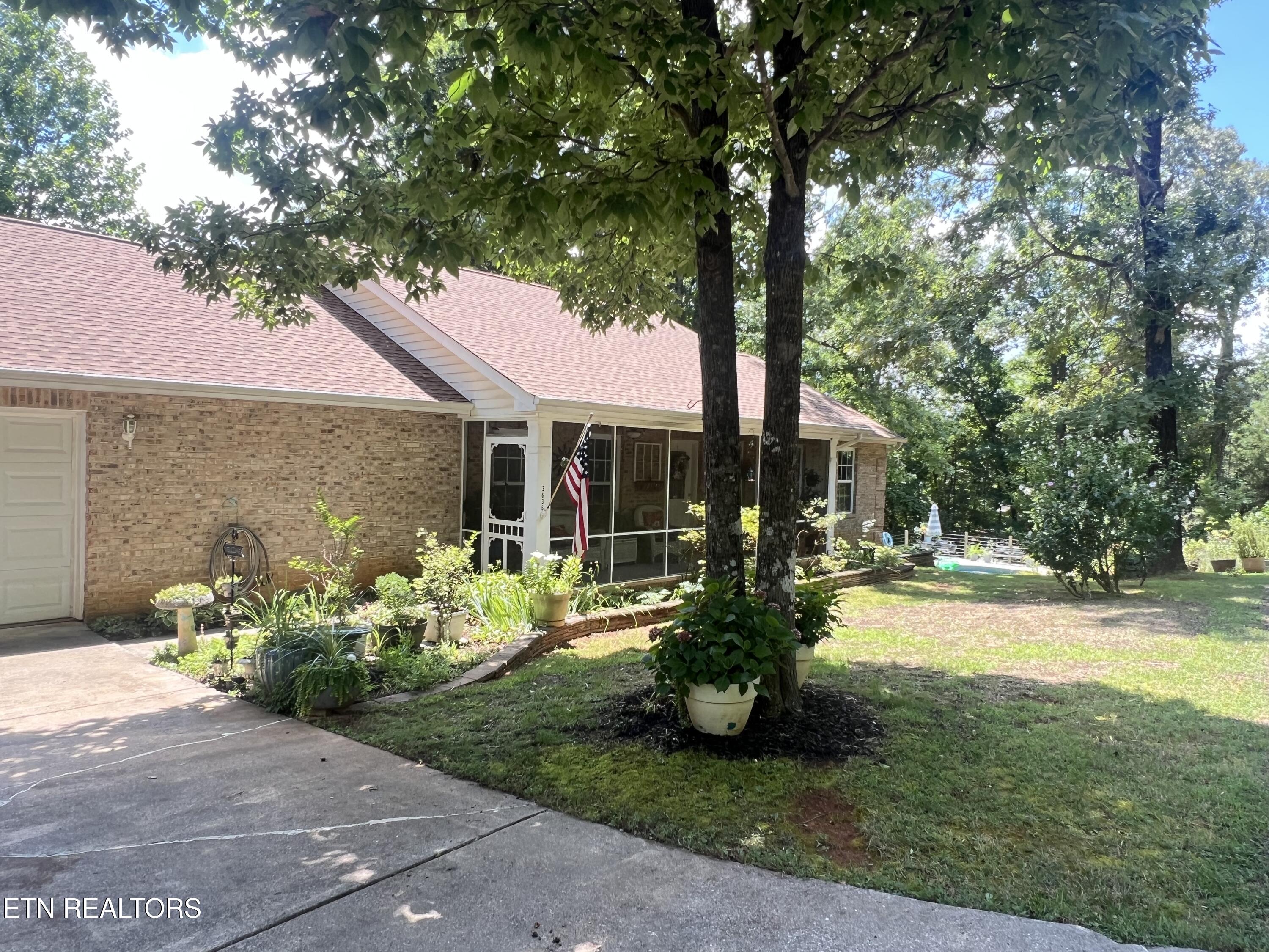 3636 Kagley View Drive