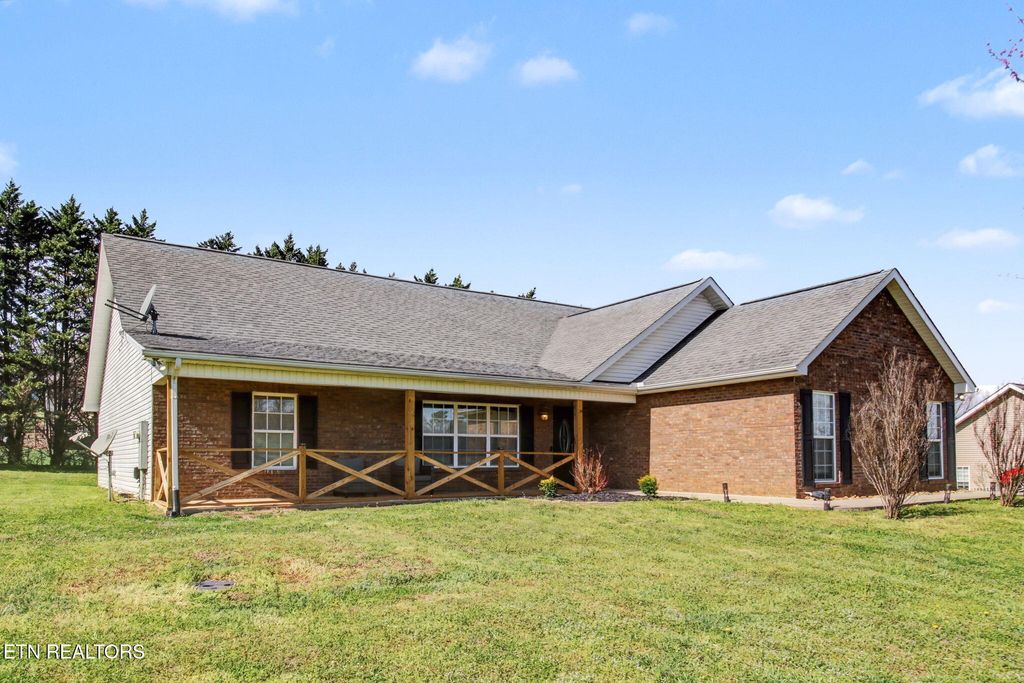 Photo of 5119 N Wildwood Rd, Maryville, TN 37804 (MLS # 1332776)