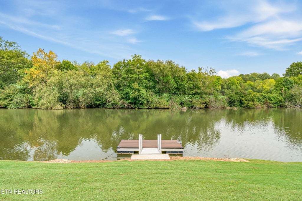 Photo of 224 Springvale Lane, Rockford, TN 37853 (MLS # 1356774)