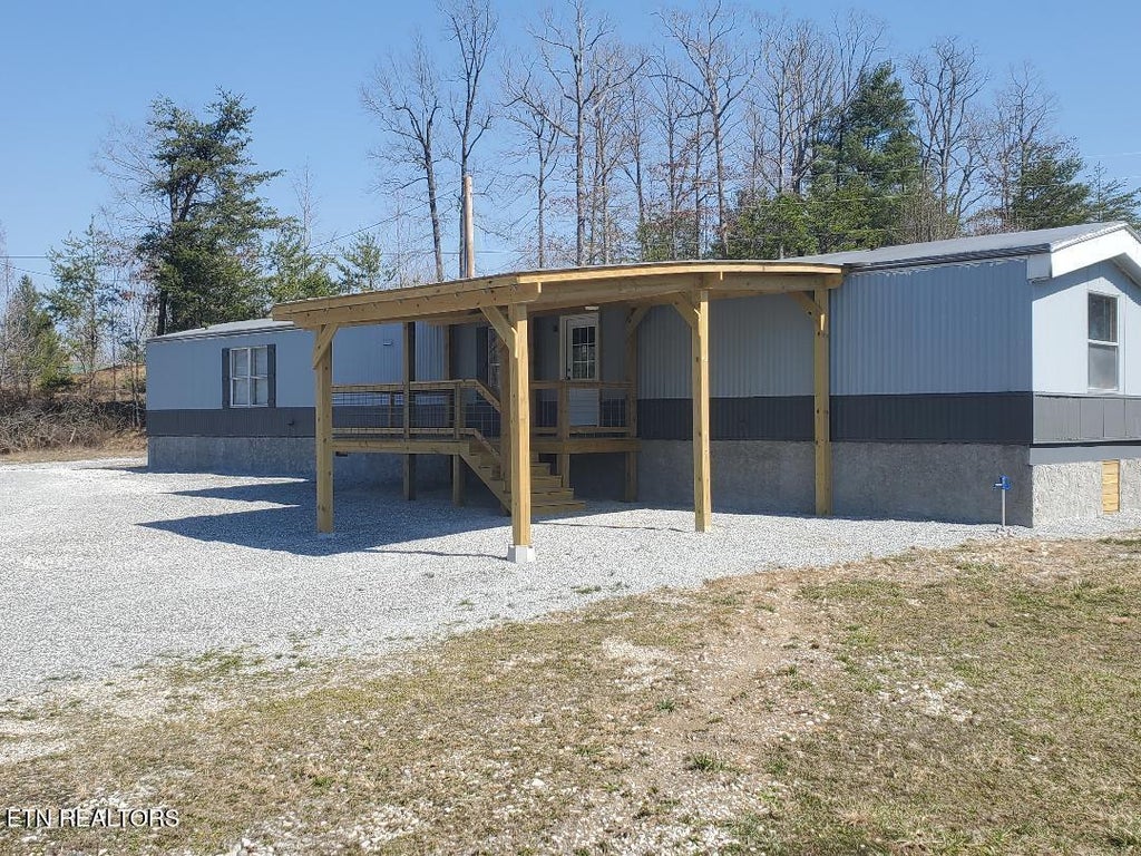 Photo of 1206 Clay Boyatt Rd, Oneida, TN 37841 (MLS # 1293205)
