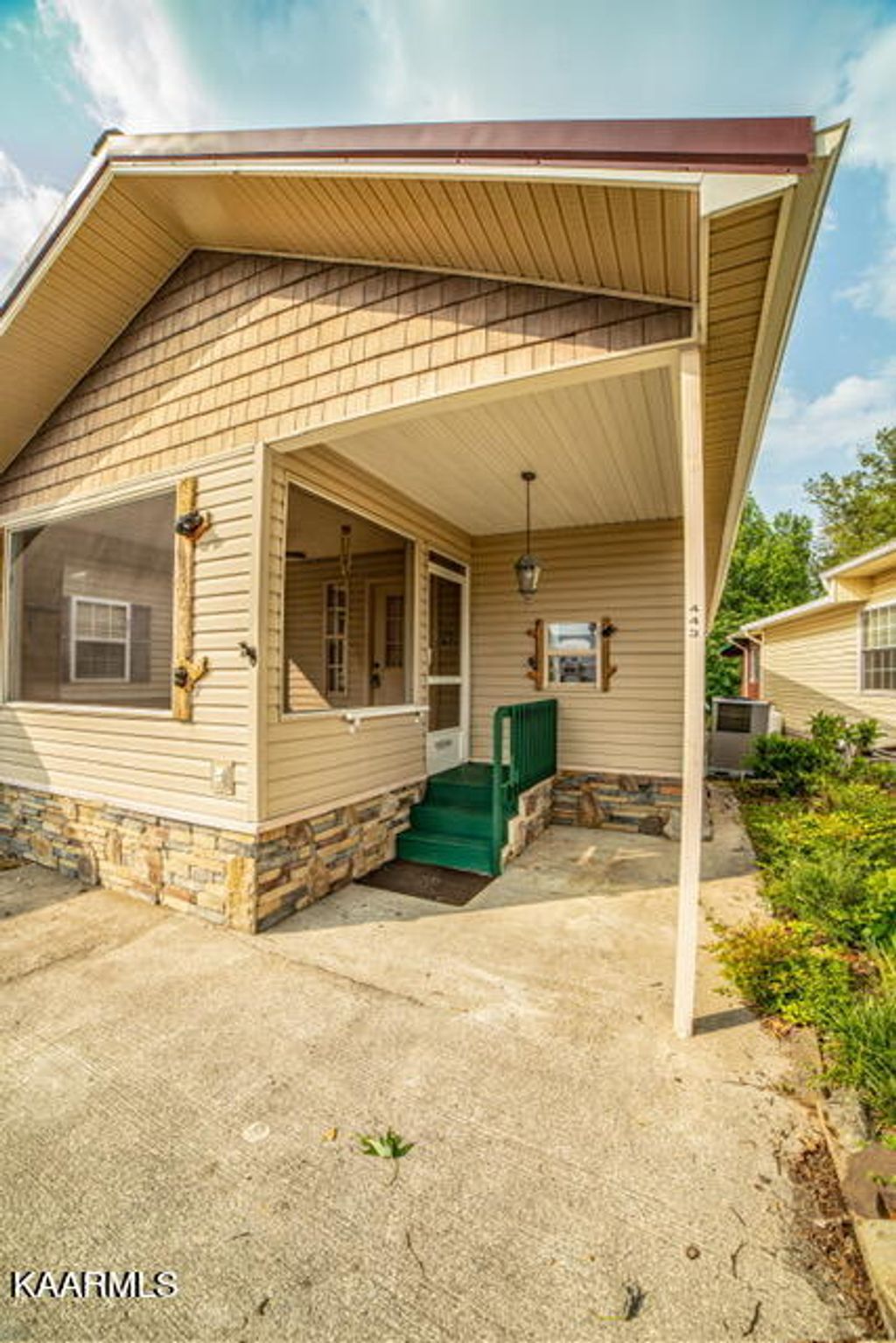 Photo of 443 Mountain Thrush Drive, Townsend, TN 37882 (MLS # 1228565)