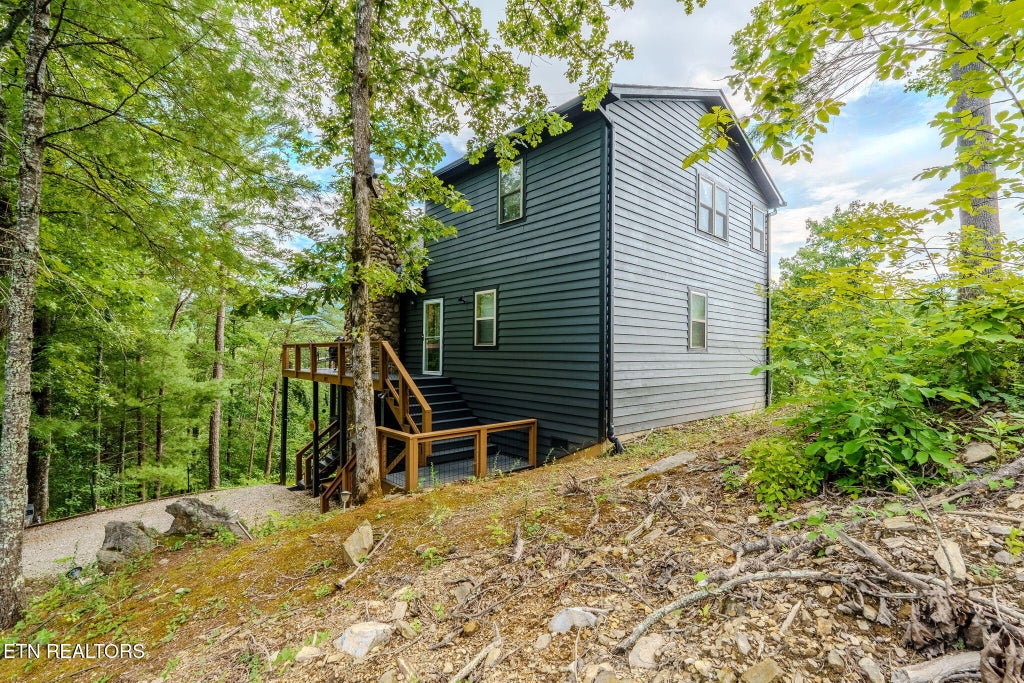 Photo of 209 Cutter Gap Rd, Townsend, TN 37882 (MLS # 1352428)