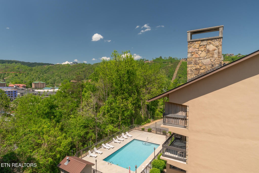 Photo of 354 E Holly Ridge Rd #UNIT 401, Gatlinburg, TN 37738 (MLS # 1358001)