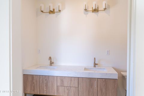 Tiny photo for 904 Phillips Ave #101, Knoxville, TN 37920 (MLS # 1339562)