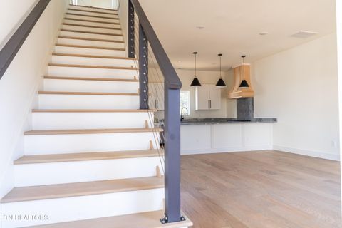 Tiny photo for 904 Phillips Ave #101, Knoxville, TN 37920 (MLS # 1339562)