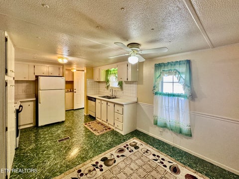 Tiny photo for 11829 Yarnell Rd, Knoxville, TN 37932 (MLS # 1359843)