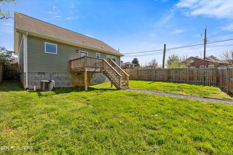 Tiny photo for 2301 E 5Th Ave, Knoxville, TN 37917 (MLS # 1334157)