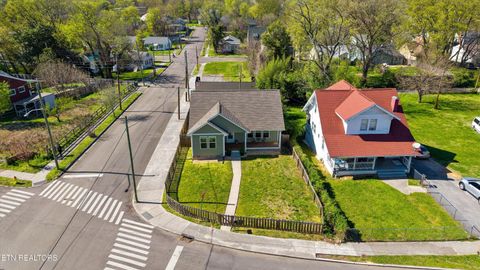 Tiny photo for 2301 E 5Th Ave, Knoxville, TN 37917 (MLS # 1334157)