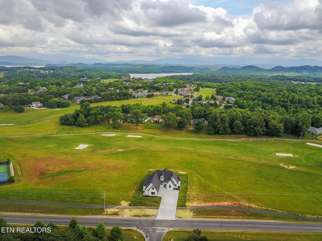 Photo of 362 Kahite Tr, Vonore, TN 37885 (MLS # 1340934)