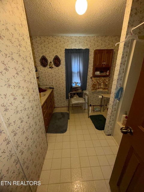 Tiny photo for 205 Hillcrest Ave, Rocky Top, TN 37769 (MLS # 1357496)