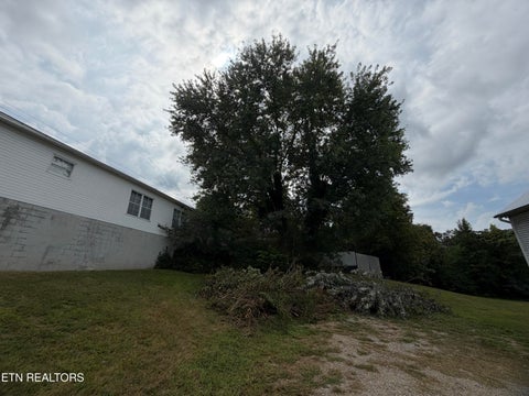 Tiny photo for 205 Hillcrest Ave, Rocky Top, TN 37769 (MLS # 1357496)