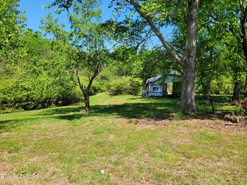 Photo of 790 County Rd, Etowah, TN 37331 (MLS # 1337996)
