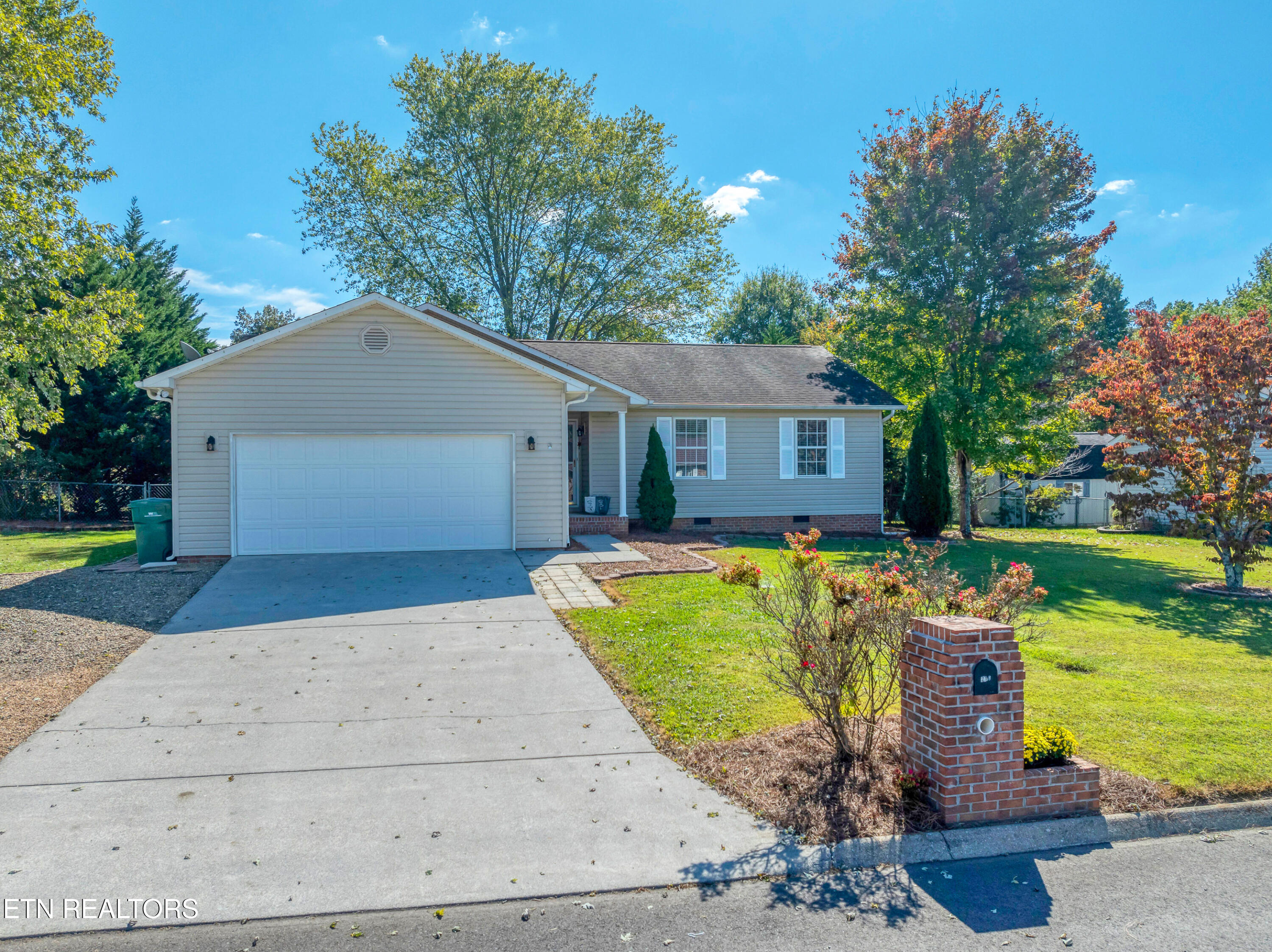 218 Twin Ridges Drive