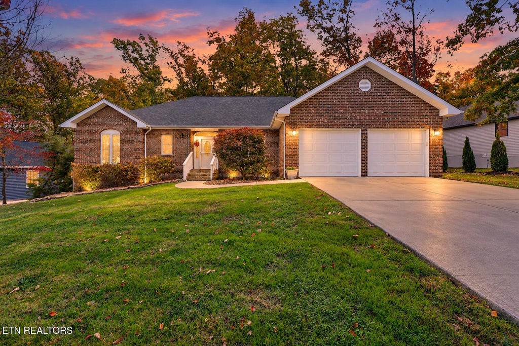 Photo of 12 Chelteham Lane, Crossville, TN 38558 (MLS # 1360647)