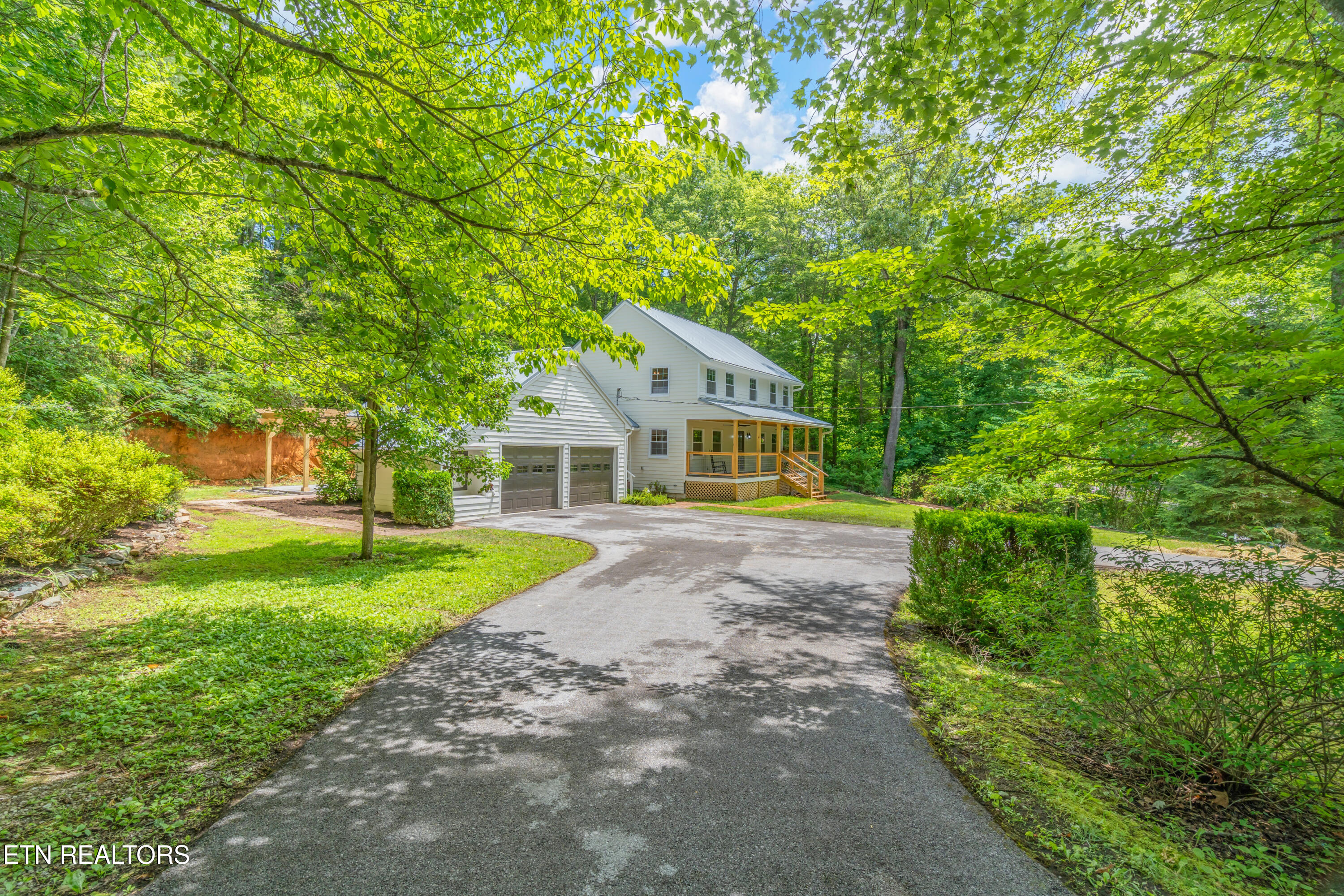 706 Skyline Drive