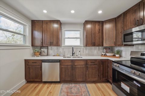 Tiny photo for 3501 Feathers St, Knoxville, TN 37920 (MLS # 1332735)