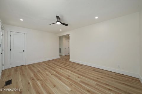 Tiny photo for 3501 Feathers St, Knoxville, TN 37920 (MLS # 1332735)