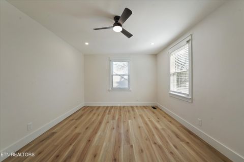 Tiny photo for 3501 Feathers St, Knoxville, TN 37920 (MLS # 1332735)