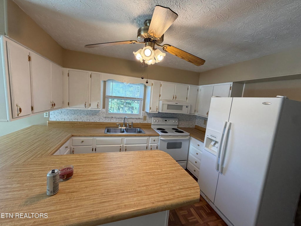 Photo of 157 Neely Drive, Tazewell, TN 37879 (MLS # 1355211)