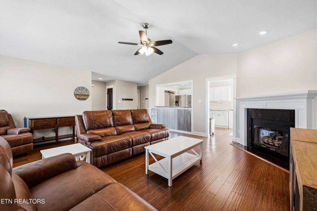 Photo of 2418 Tamjo Drive, Maryville, TN 37801 (MLS # 1358205)