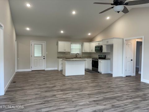 Tiny photo for 100 Jack St, Tazewell, TN 37879 (MLS # 1341496)