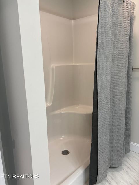 Tiny photo for 100 Jack St, Tazewell, TN 37879 (MLS # 1341496)